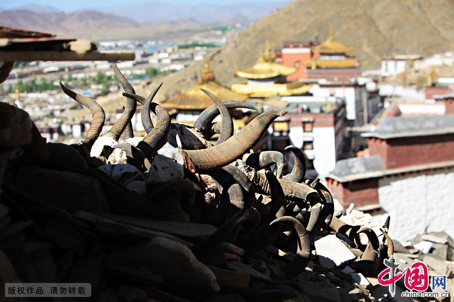 The Tashilhunpo monastery is the traditional seat of successive Panchen Lamas, the second highest ranking Lama in the Gelupa sect of Tibetan Buddhism. It is located next to Shigatse, the second-largest city in Tibet. Founded in 1447, it has established a high prestige among pilgrims. Many monks also yearn for this sacred place, for the unique way of learning sutras. Located on a hill, the name of the monastery, Tashilhunpo, means "heap of glory".[China.org.cn]