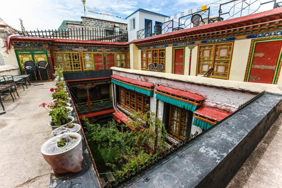 Giving ancient Tibetan houses new lives