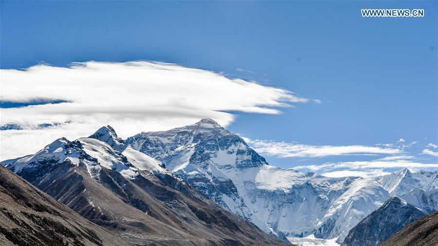 Photo taken on Nov. 23, 2015 shows a distant view of Mount Everest, the highest peak in the world which stands at an altitude of 8844.43 meters, in southwest China