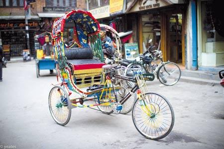 A rickshaw in downtown Kathmandu.【Photo: Kyle Yeates】 ​The trek began with relatively tame trails through the Himalayan foothills. The landscape mainly consisted of jungle valleys in which farmers had carved away small terraced fields to grow their crops. During the day we would hike for six to eight hours, stopping at homes along the way for tea, lunch and a little bit of relaxation.