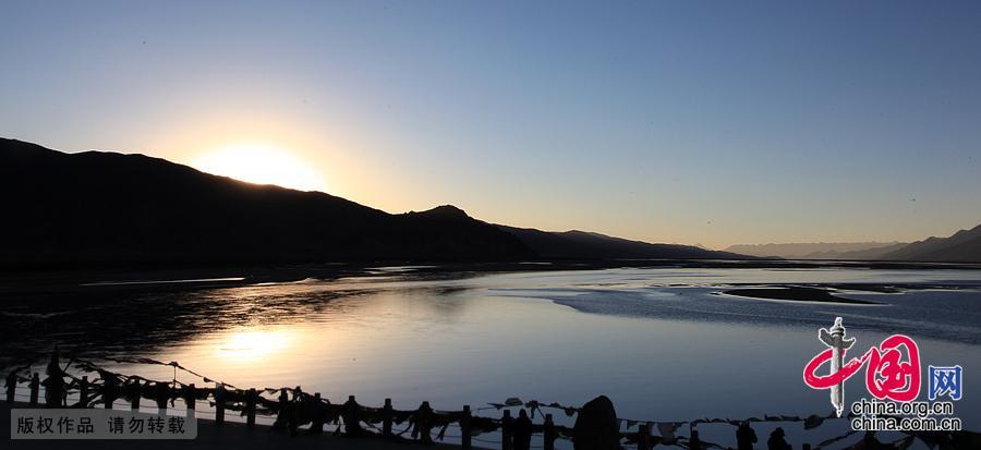 Amazing scenery of Yarlung Zangbo River