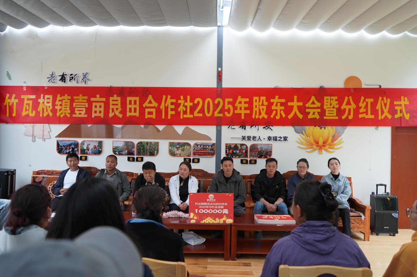 2eaac4dd46338605dcc6e133f14ae355.jpg