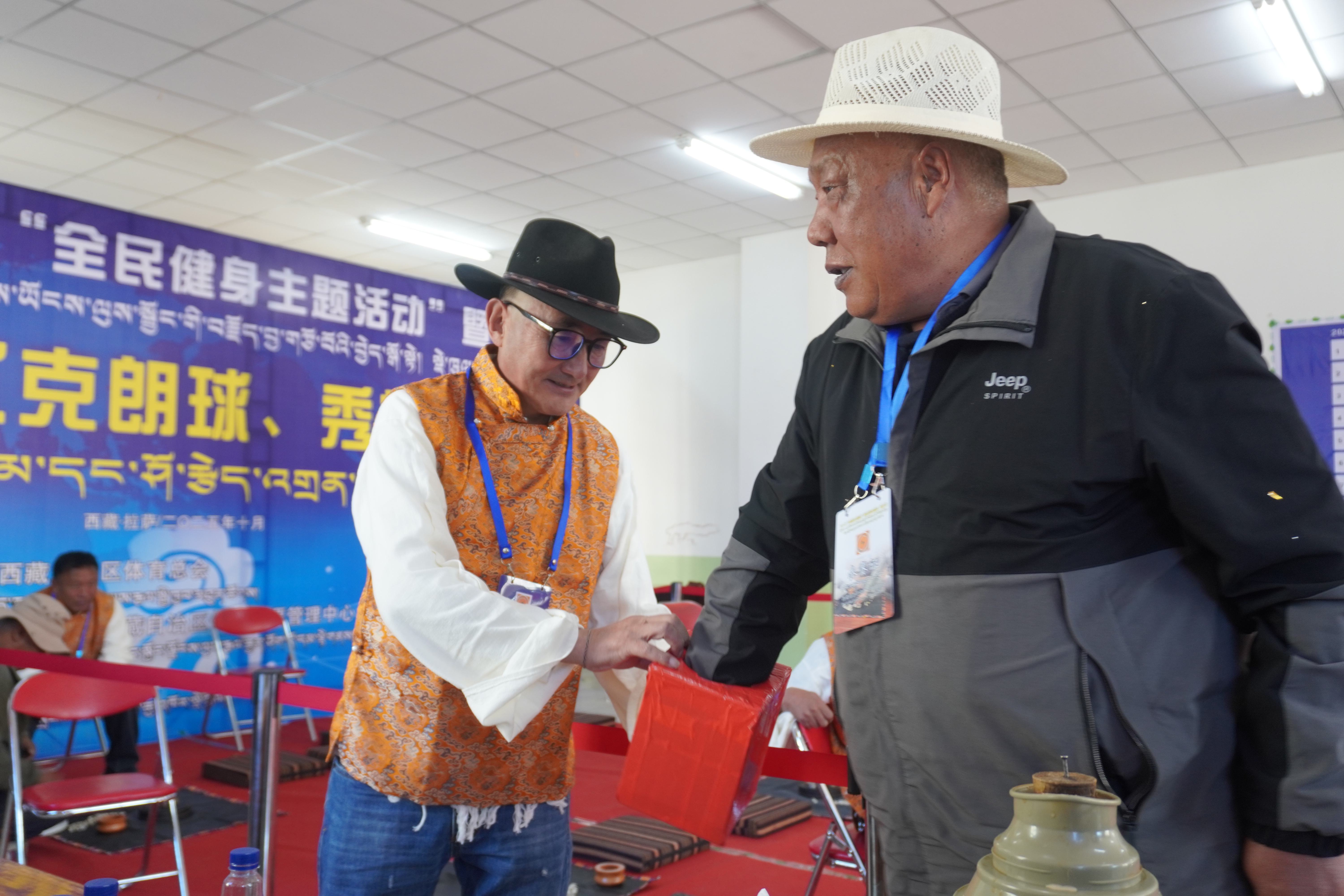 ebb9d5e33f90aef972cb4ac0c44b8e46.jpg ebb9d5e33f90aef972cb4ac0c44b8e46.jpg